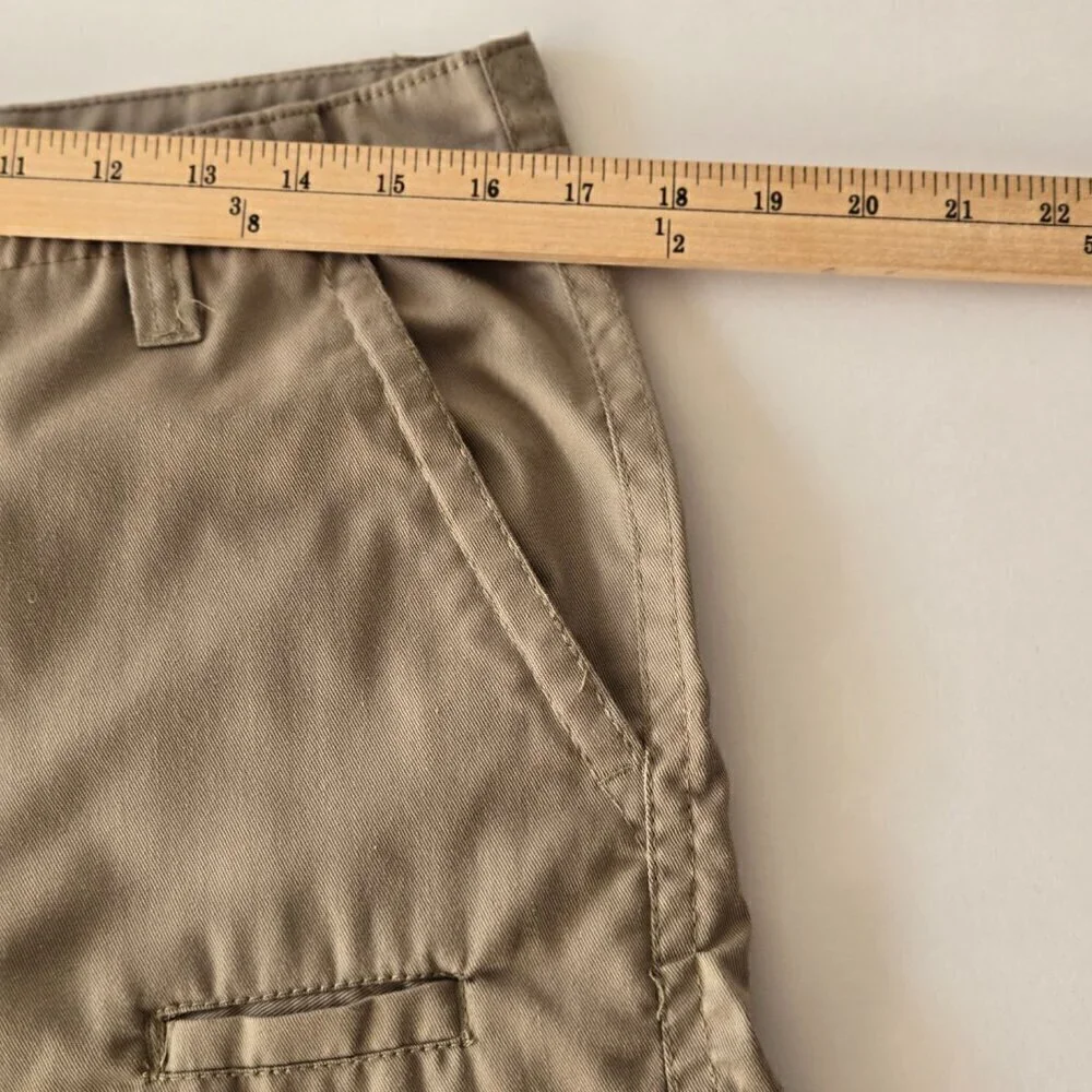 Roadblock Men's Khaki Cargo Multi-Pocket Shorts Size 32